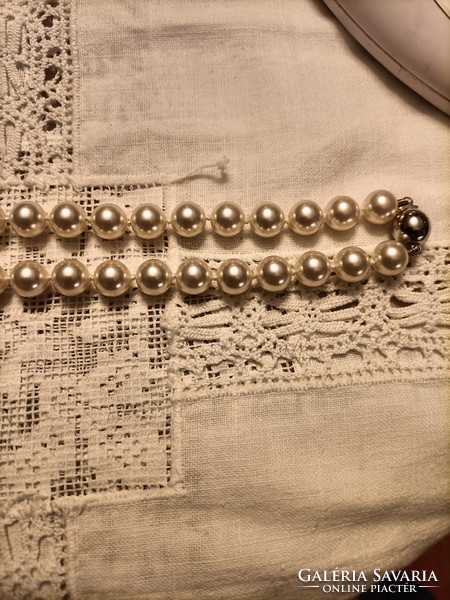 120 cm long tekla bead with Neumann mark