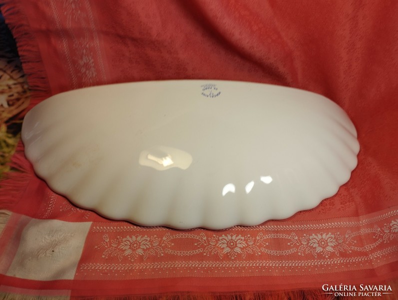 Gyönyörű porcelán fürdőszobai polc