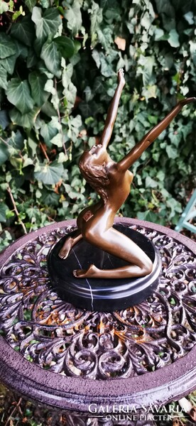 Female act - bronze sculpture