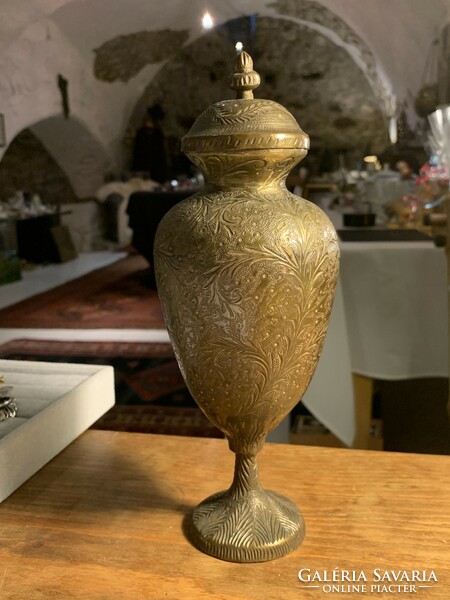 Bronze lidded urn with Persian pattern