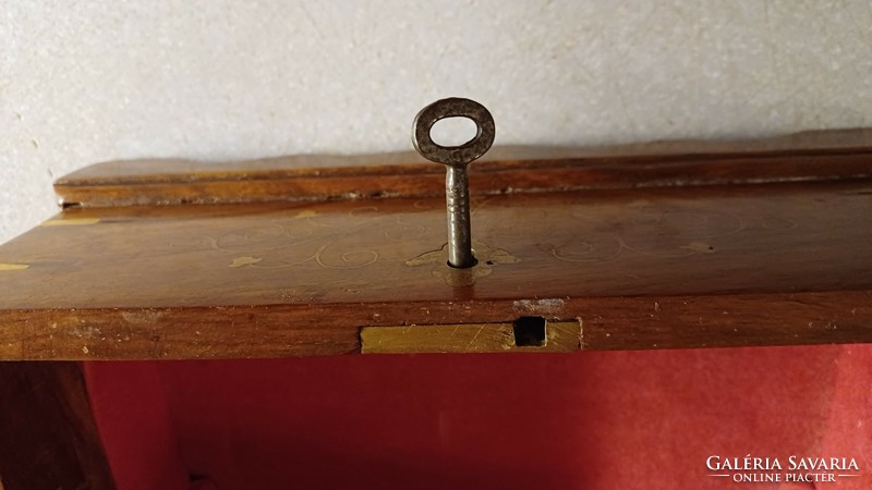 Antique carved copper inlaid wooden box lockable with key, jewelry box