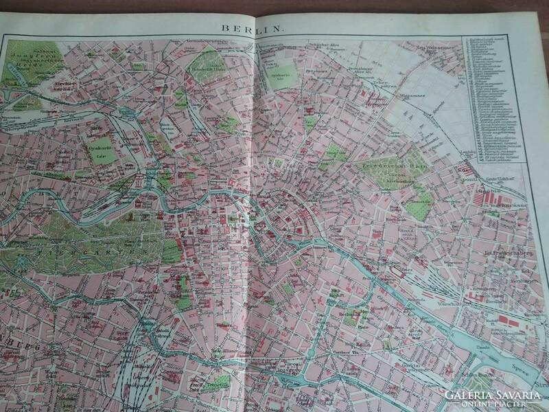 Berlin, city map, one page of Réva's great lexicon, 1911