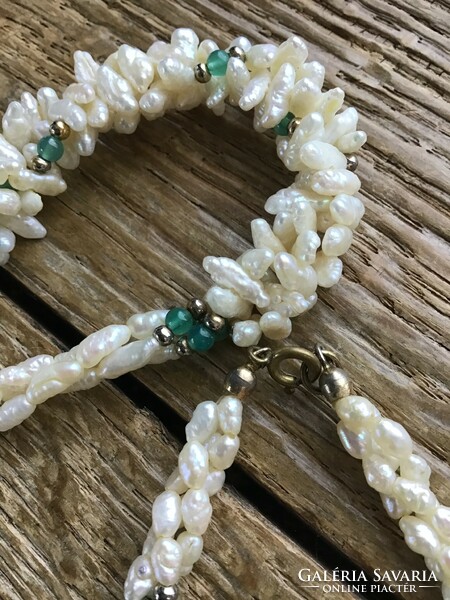 Old rice pearl necklace