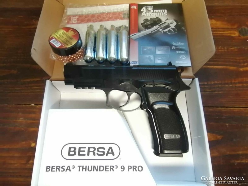 Bersa thunder 9 pro 4.5 mm air pistol co2 semi-automatic