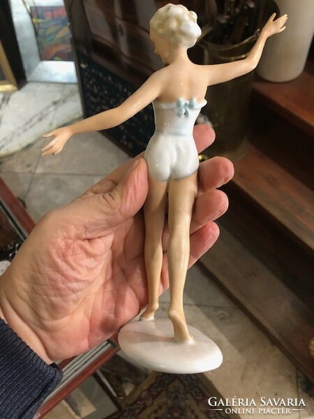 Ritka Volkstedt táncos lány,balerina, porcelán szobor, 22 cm-es.