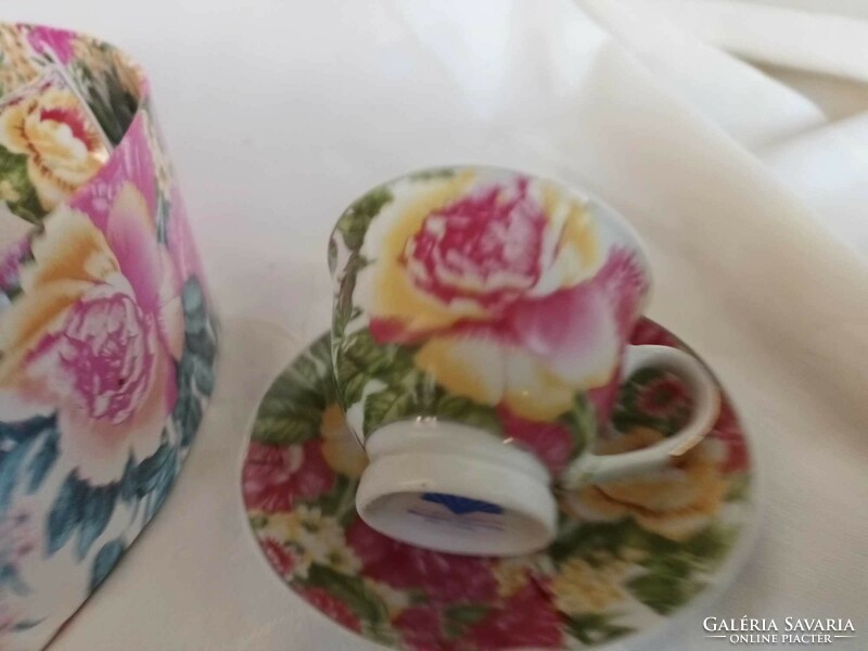 Rózsamintás vintage kávés csésze készlet eredeti dobozában - soha nem használt!