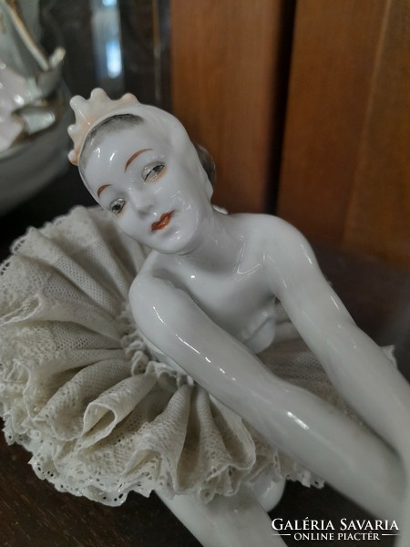 Német,Germany Unterweissbach 1958-1976,Tüll Szoknyás Balerina Porcelán Figura.21 cm.