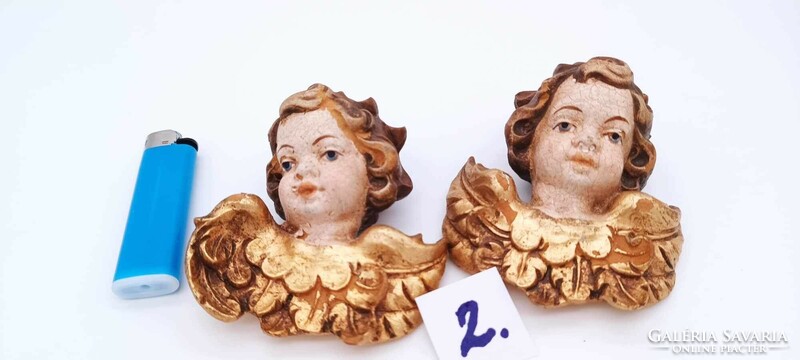 Hand-carved pair of angels (putto)