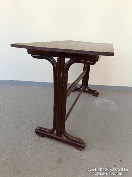 Antik Thonet hajlított bútor asztal Nábytok Thonet felújítandó 563 8304