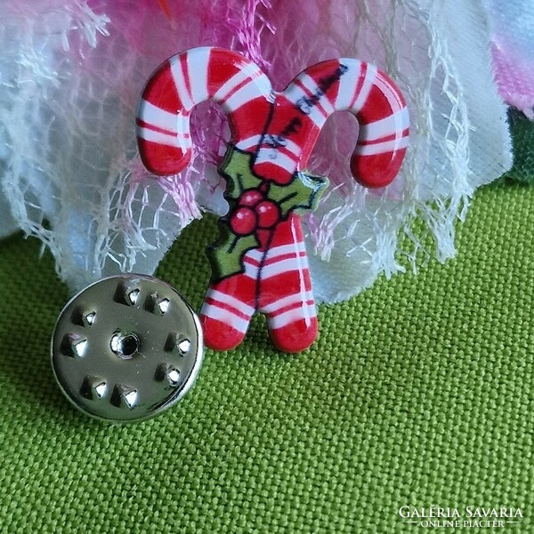 Pin, brooch bro252 - fire enamel Christmas ice cream on candy 22x22mm