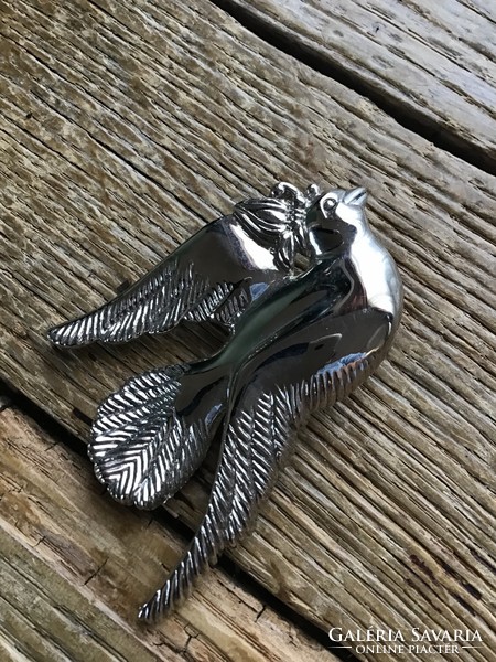 Old john hard silver colored metal dove of peace cloth clip ornament