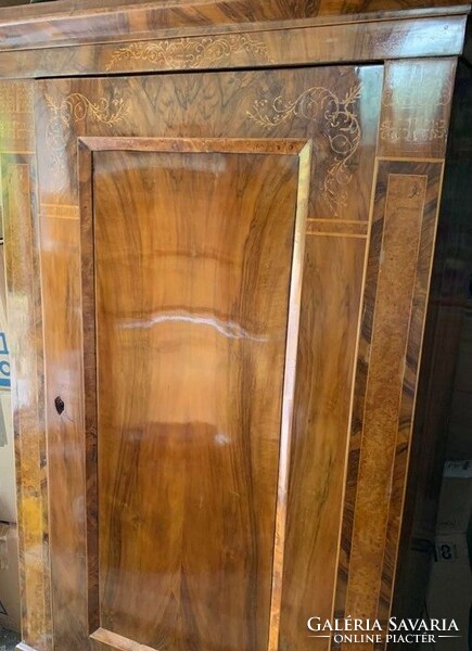 Viennese Biedermeier cabinet restored!