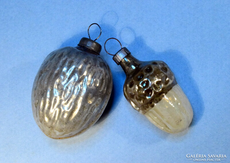 2 darab Antik kis karácsonyfadísz - ezüstös üveg dió és makk