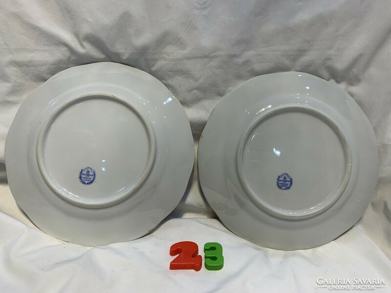For replacement!! 2 Herend Appony pattern flat plates with a diameter of 22 cm