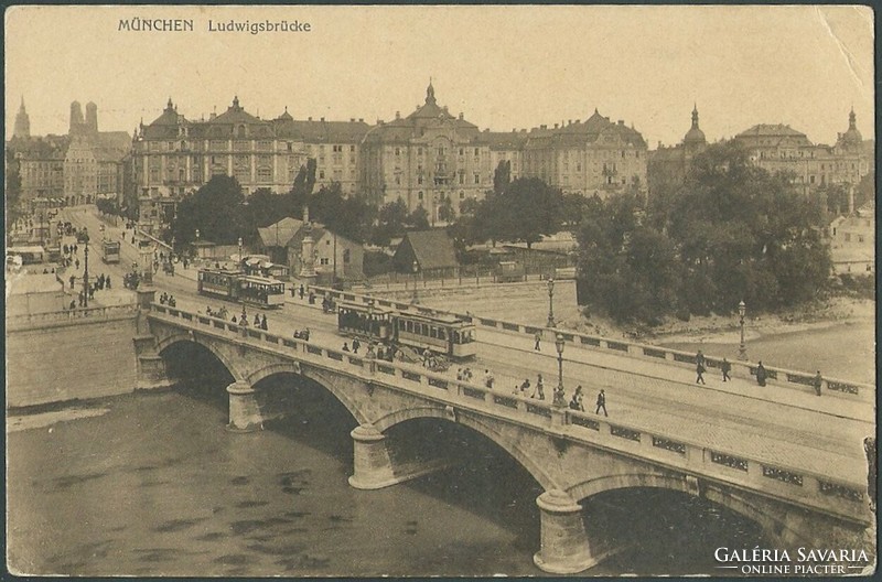 City transport germany munich, ludwig bridge tram traffic
