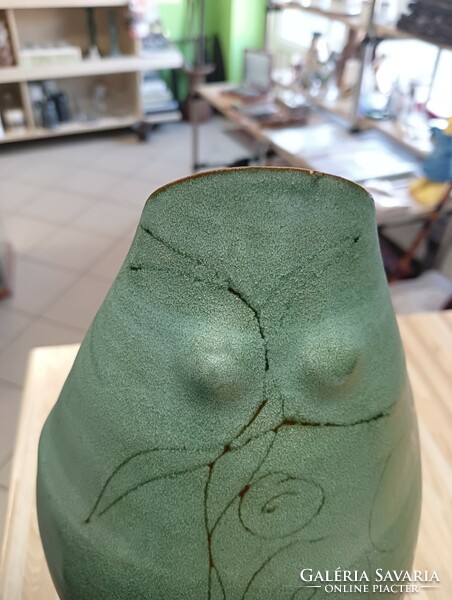 Fílóp ildiko ceramic vase