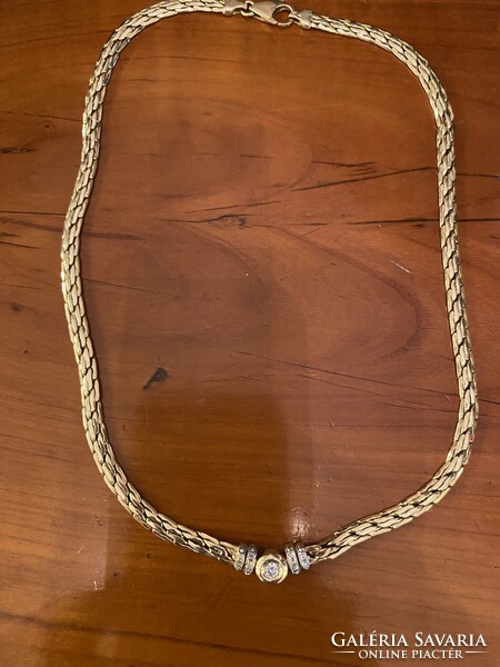 Vintage 14 carat gold necklace with diamonds!