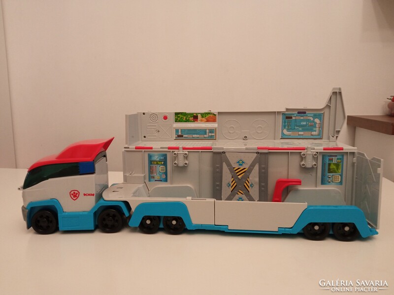 Paw patrol toy truck