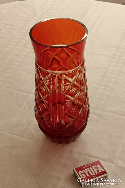 Lead crystal, polished, colored glass vase (23 cm high)
