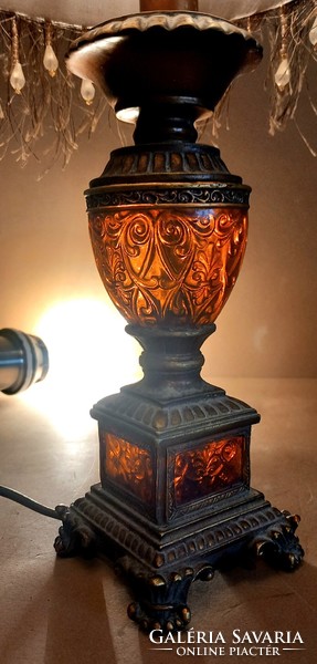 Borostyán színű asztali antik lámpa ALKUDHATÓ .
