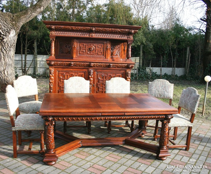 Neo-Renaissance dining set