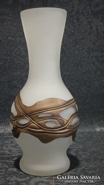 Vase with copper inlay. Negotiable.