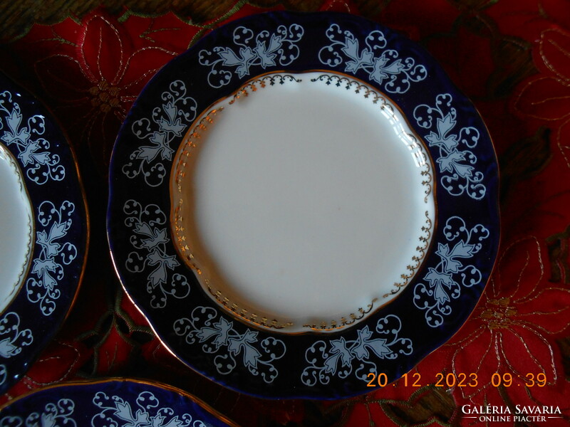 Zsolnay Pompadour II-es süteményes tányér, 17,5 cm