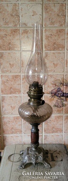 Hibátlan antik üveg testű petróleum lámpa, kanóccal