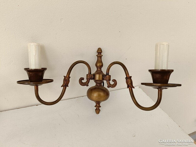 Antique patinated copper two-armed Flemish wall arm with a pair of papier-mâché candles + 4 bulbs 902 8363