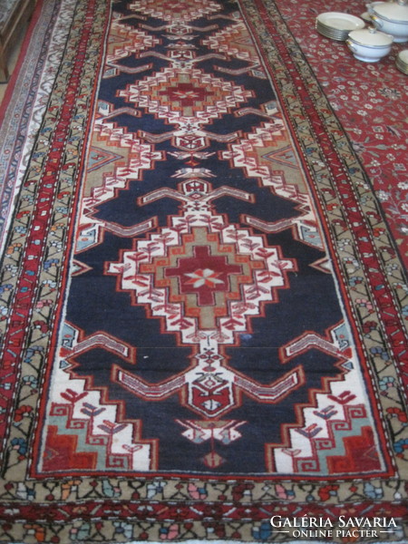 Nagyméretű anatóliai  futó szőnyeg