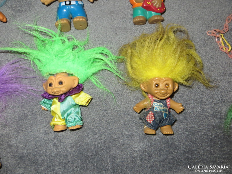 39 retro troll dolls