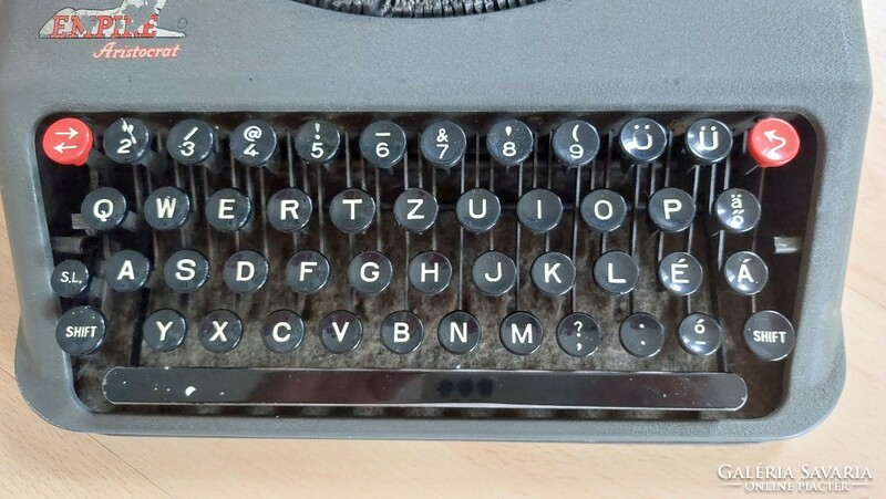 Rare empire aristocrat portable typewriter pocket typewriter