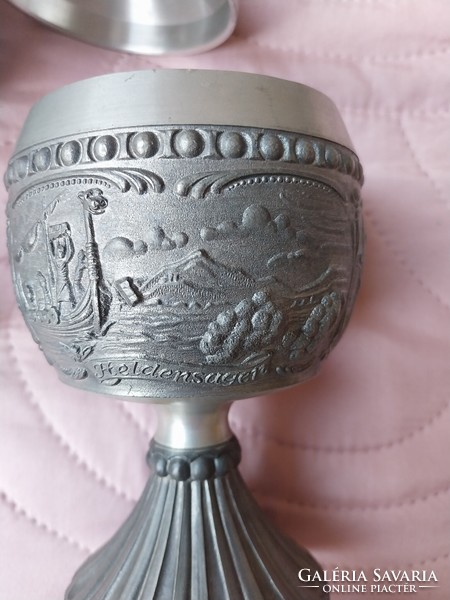 Pewter wine glasses, heroic legends, with scenes from the Nibelungen folktale