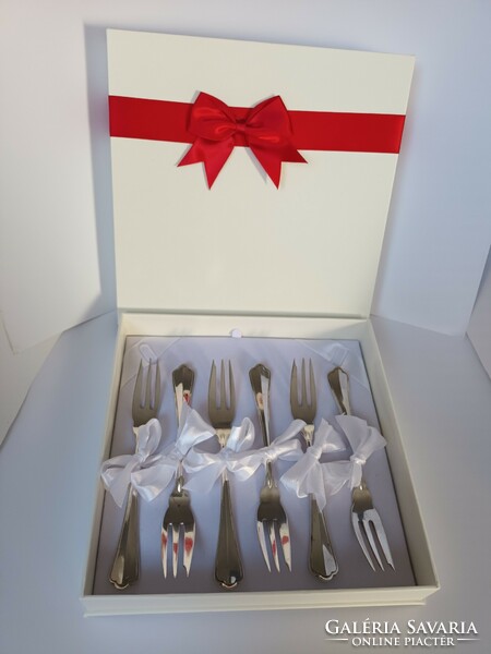 6 silver dessert forks in a gift box