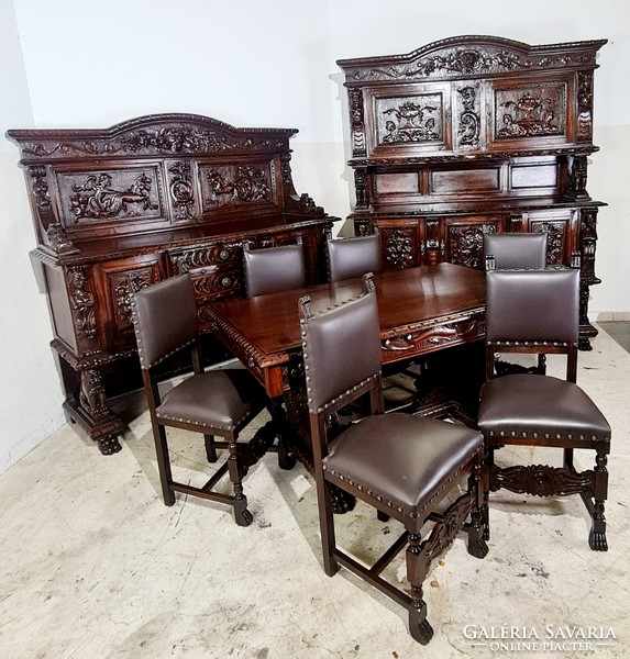 A771 antique, freshly renovated, richly carved renaissance style dining set