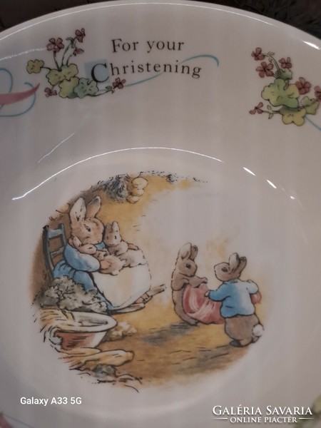 Wedgwood English children's porcelain deep plate compote bowl from the adventures of peter rabbit peter rabbit deco