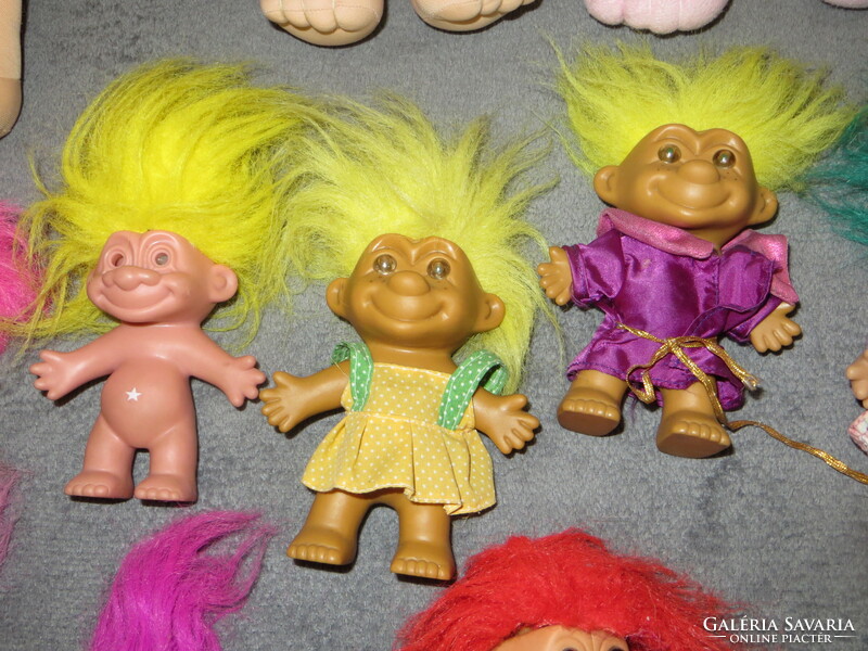 39 retro troll dolls