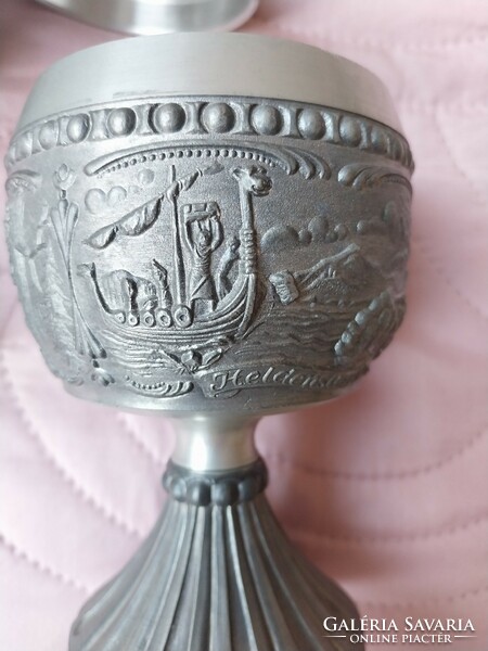 Pewter wine glasses, heroic legends, with scenes from the Nibelungen folktale