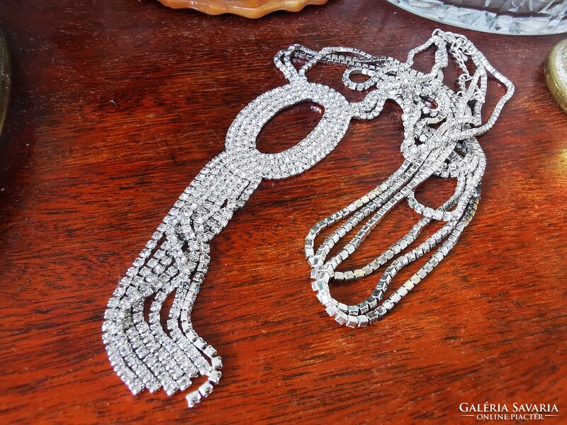 Art deco style rhinestone necklace