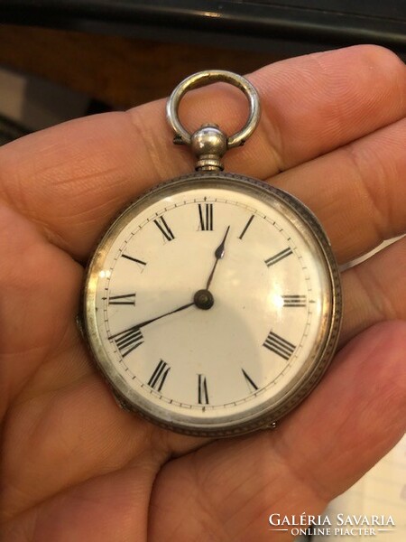 Silver pocket watch, art deco, 5 cm size working. Keyed