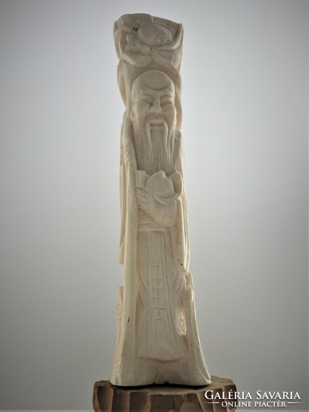 Shoulao/ 壽老: 壽老 carved bone statue of the God of Longevity, 15 cm