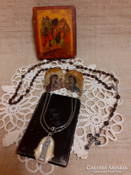 Old German language prayer book s:m.Goretti medallion on chain icon openable altar rosary on tablecloth together