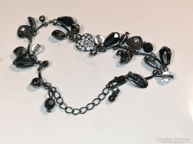 Black metal bracelets (1044)