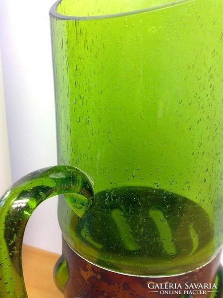 Buborékos falú rézveretes Waldglas füles boros üvegkancsó a 19. század elejéről üveg ritkaság