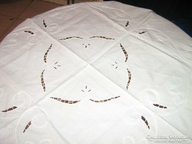 Beautiful rosette tablecloth