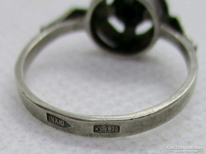 Elegant antique Russian silver ring with aventurine stone