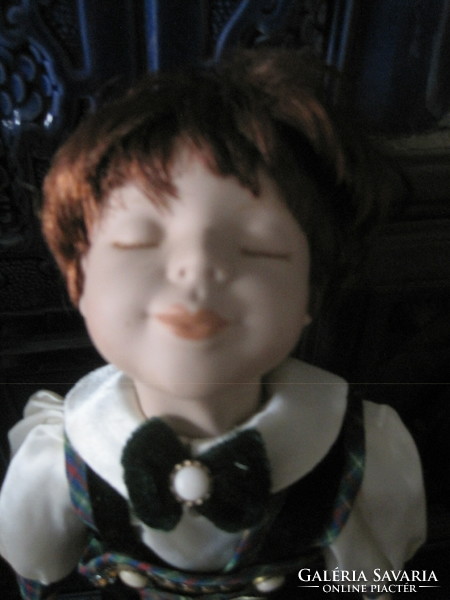 Sun-loving, porcelain boy doll! 6-
