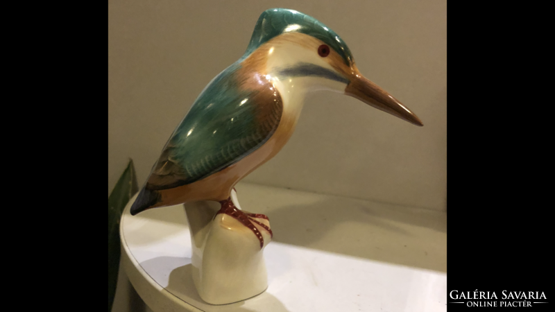 Aquincum kingfisher porcelain figure.