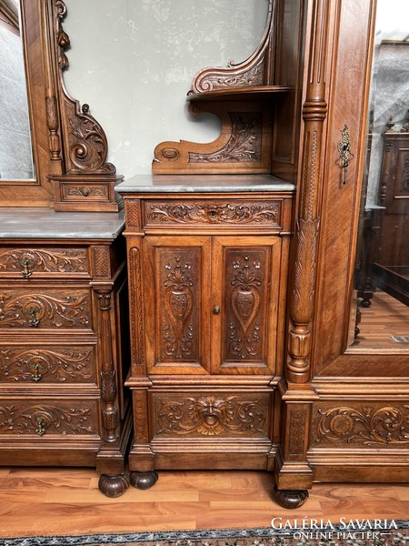Complete 8-piece antique 200-year-old angel bedroom set with cradle - from Florence