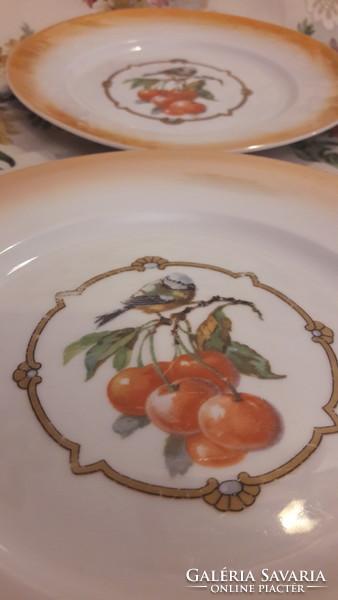 Antik Zsolnay madaras és gyümölcsös porcelán tányér (M2465)